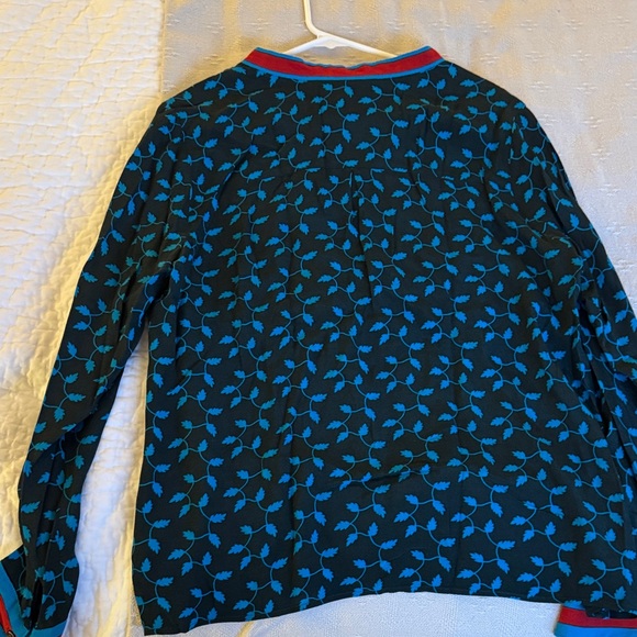 Chic Green, Red and Blue Patterned Women's Tie-neck Top - Picture 4 of 4